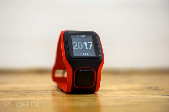 黑白屏手表凭什么卖2500元？运动检测很出色 Multi Sport Cardio 运动手表 TomTom 智能手表  第2张