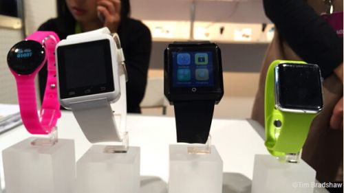 多款国产智能手表亮相CES遭英媒狠批：纯抄苹果 Apple Watch 山寨苹果手表 CES2015 热点动态  第1张